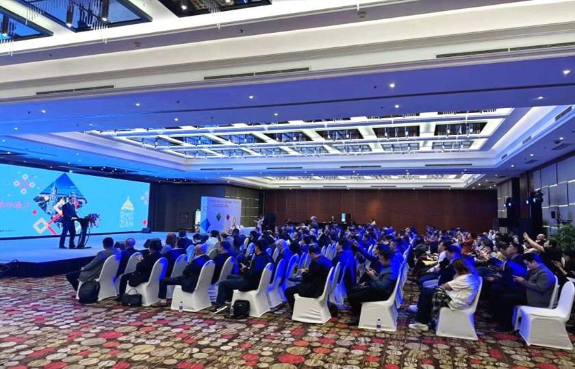 俄中商会作为联合主办，在北京举办了关于梁赞州经济和文化潜力的推介会